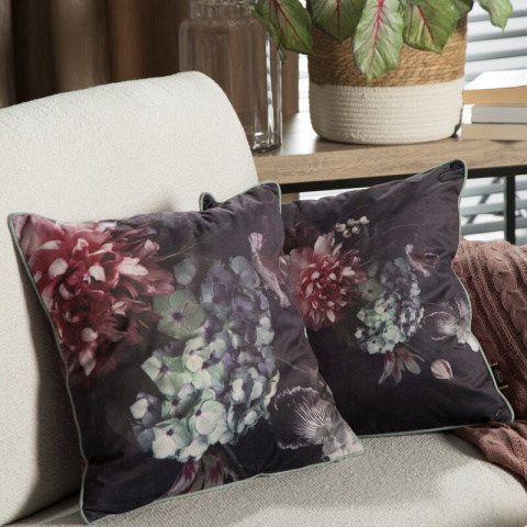 POSZEWKA VELVET 131 45 X 45 CM CIEMNOFIOLETOWY POSZEWKA VELVET 131 45 X 45 CM CIEMNOFIOLETOWY