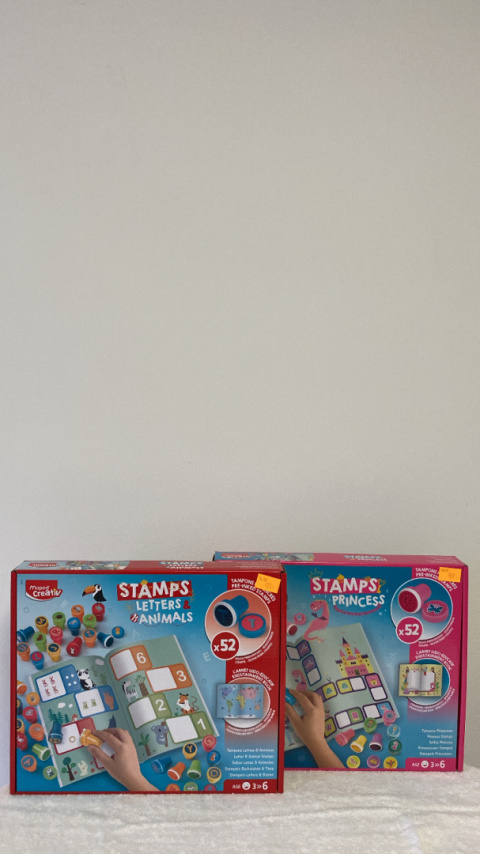 Zestaw ksiażeczka ze stemplami Animals Zestaw ksiażeczka ze stemplami Animals